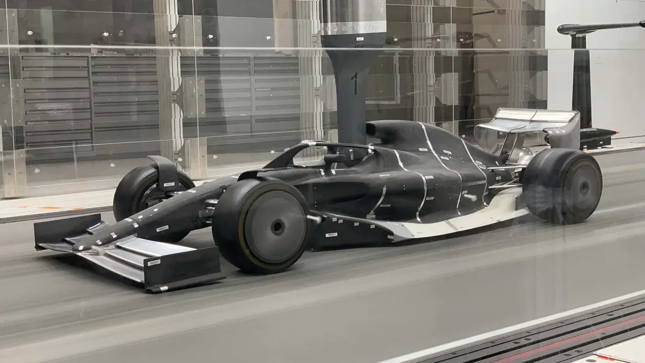 F1 2025 - Imola GP Η Mercedes και η "βρωμιά" στον αέρα: Τεχνική ματιά στις αναβαθμίσεις της W16