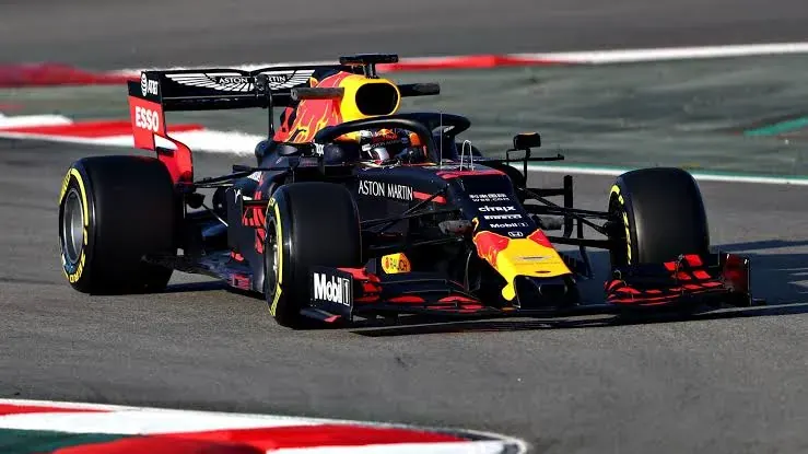 Από το “GP2 Engine” στη Δόξα: Πώς η Honda Απέτυχε με τη McLaren αλλά Θριάμβευσε με τη Red Bull