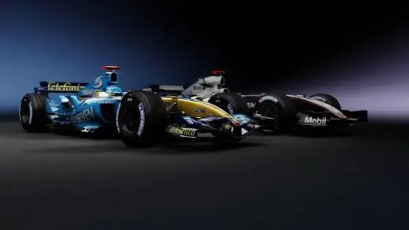 McLaren MP4/20 vs Renault R25