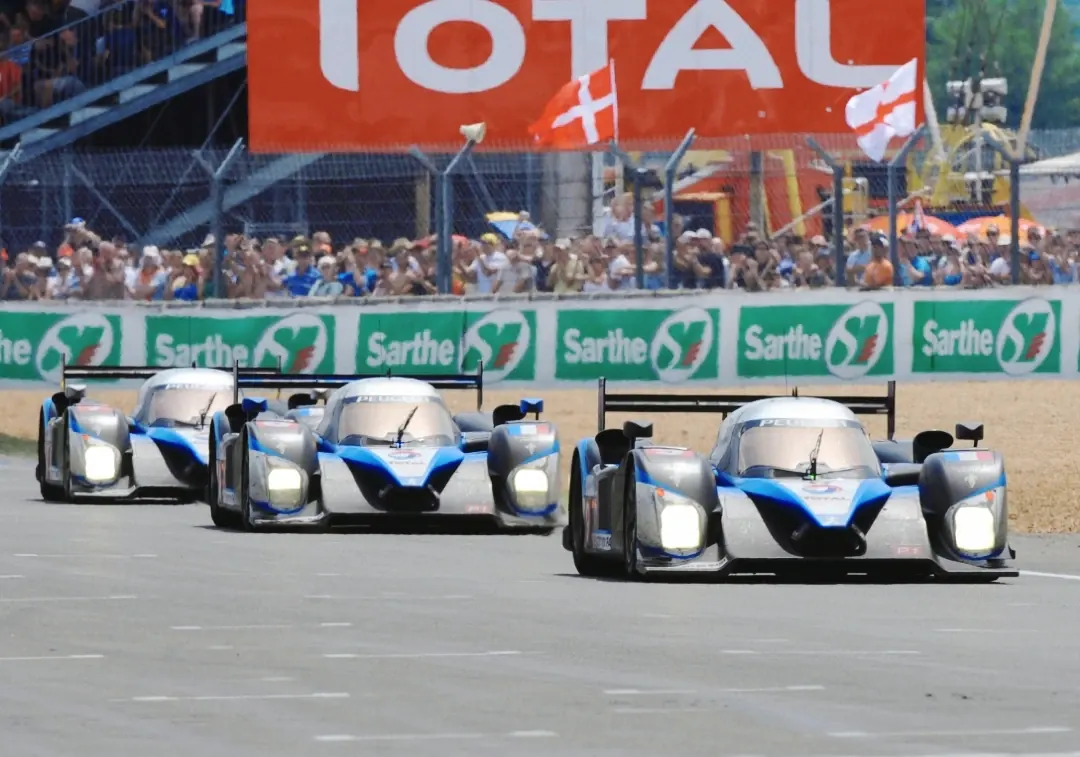 24 Ώρες του Le Mans Ένας αιώνας ταχύτητας, αντοχής και θρύλων: φωτογραφία 1 από 3