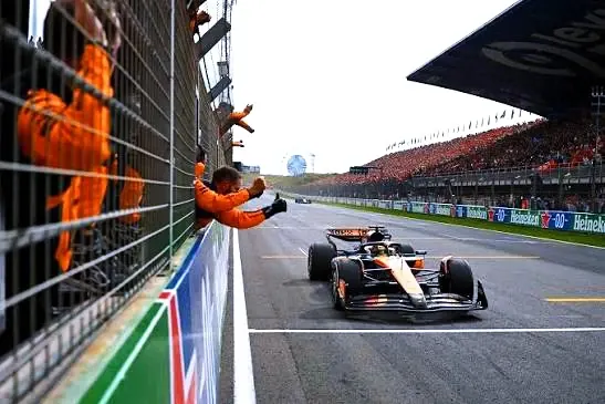 Εκεί όπου η Formula 1 συναντά τους αμμόλοφους της Βόρειας Θάλασσας: φωτογραφία 2 από 3